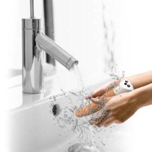 Realistyczne dildo z ruchomą skórą, ruchem posuwistym, przyssawką 2